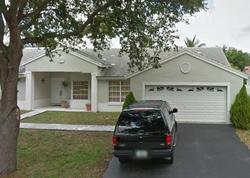 Pre-foreclosure in  NW 11TH DR Fort Lauderdale, FL 33323