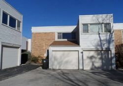 Pre-foreclosure in  CEDAR TREE CT Hoffman Estates, IL 60169