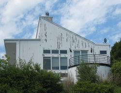 Pre-foreclosure in  FREEMONT RD Montauk, NY 11954