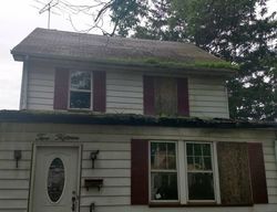 Pre-foreclosure in  FLORAL ST Roselle, NJ 07203
