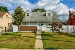  Newbridge Rd, Bellmore NY