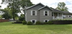 Pre-foreclosure in  LYNN AVE Baraboo, WI 53913