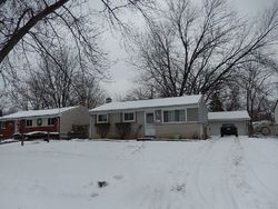 Pre-foreclosure in  CALIFORNIA AVE Romulus, MI 48174