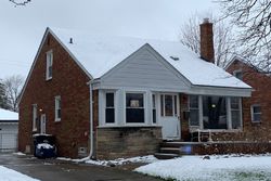 Pre-foreclosure in  LUCERNE Redford, MI 48239