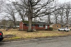  Pagewood Dr, Newport News VA