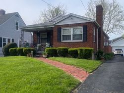 Pre-foreclosure in  HOME AVE Cincinnati, OH 45215