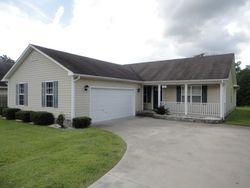 Pre-foreclosure in  BOYSENBERRY LN Hubert, NC 28539