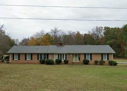 Pre-foreclosure in  MINERAL SPRINGS RD Charlotte, NC 28262