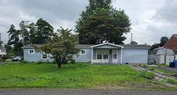 Pre-foreclosure in  JAMES ST Levittown, PA 19057