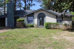 Pre-foreclosure in  BILL KNIGHT RD Millington, TN 38053