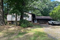 Pre-foreclosure Listing in LINDEN LN DELAVAN, IL 61734