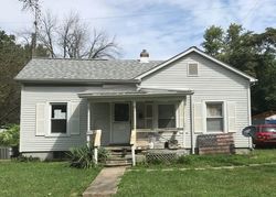 Pre-foreclosure in  W MADISON ST Auburn, IL 62615
