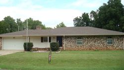 Pre-foreclosure in  E MOHR LN Mustang, OK 73064