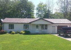Pre-foreclosure Listing in MADISON ST JEFFERSON, OH 44047