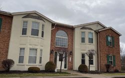 Pre-foreclosure in  ASBURY LAKE DR UNIT 60 Cincinnati, OH 45247