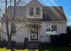 Pre-foreclosure in  KENMORE AVE SE Warren, OH 44484