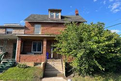 Pre-foreclosure in  ARLINGTON ST Reading, PA 19611