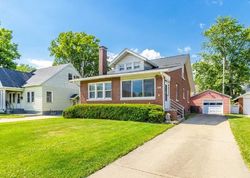 Pre-foreclosure in  W ROHMANN AVE Peoria, IL 61604