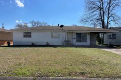 Pre-foreclosure in  N WOODLAND DR North Little Rock, AR 72117