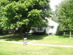Pre-foreclosure Listing in 2ND AVE W LYNDON, IL 61261