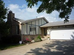Pre-foreclosure in  WILLOWBROOK DR Springfield, IL 62711