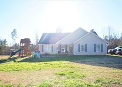 Pre-foreclosure in  BALLENGER RD Gray Court, SC 29645