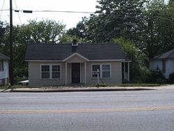 Pre-foreclosure in  N WASHINGTON AVE Greenville, SC 29611