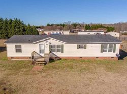 Pre-foreclosure in  RAY RD Piedmont, SC 29673