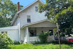 Pre-foreclosure in  DAWES AVE Akron, OH 44302