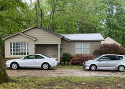 Pre-foreclosure in  OAK RD Memphis, TN 38135