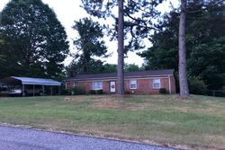  Woodsboro Ln, Winston Salem NC