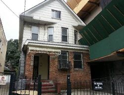 Pre-foreclosure Listing in MAPLE AVE FLUSHING, NY 11355
