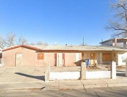 Pre-foreclosure in  HINKLE ST SE Albuquerque, NM 87102