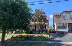 Pre-foreclosure in  HALEDON AVE Paterson, NJ 07522