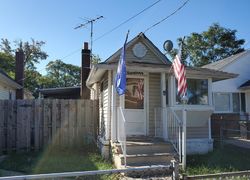 Pre-foreclosure in  MAPLEWOOD AVE Keansburg, NJ 07734