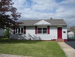 Pre-foreclosure in  NOTRE DAME AVE New Castle, DE 19720