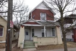 Pre-foreclosure in  EASTERN AVE SE Grand Rapids, MI 49507