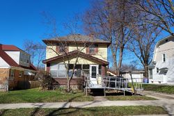 Pre-foreclosure in  ROSSMAN AVE SE Grand Rapids, MI 49507