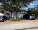 Pre-foreclosure in  NW 86TH CT Hialeah, FL 33015