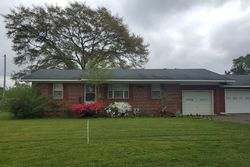 Pre-foreclosure in  CHRISTOPHER DR Athens, AL 35611