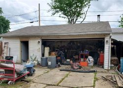 Pre-foreclosure in  OAK ST Toledo, OH 43605