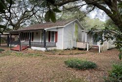 Pre-foreclosure Listing in S IRVING AVE KAPLAN, LA 70548