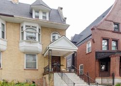 Pre-foreclosure in  E OAKWOOD BLVD Chicago, IL 60653