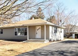 Pre-foreclosure Listing in FERNDALE ST GURNEE, IL 60031