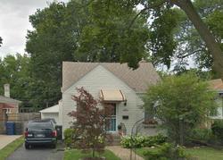 Pre-foreclosure in  SOUTH BLVD Evanston, IL 60202