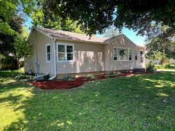 Pre-foreclosure Listing in SOUTH ST MAPLE PARK, IL 60151