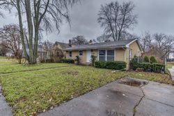  Gabriel Ave, Zion IL