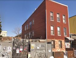 Pre-foreclosure in  MAUJER ST Brooklyn, NY 11206