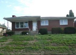 Pre-foreclosure in  CLAYBORNE RD Louisville, KY 40214
