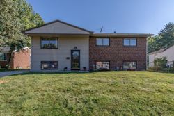 Pre-foreclosure in  BOTSFORD DR Columbus, OH 43232